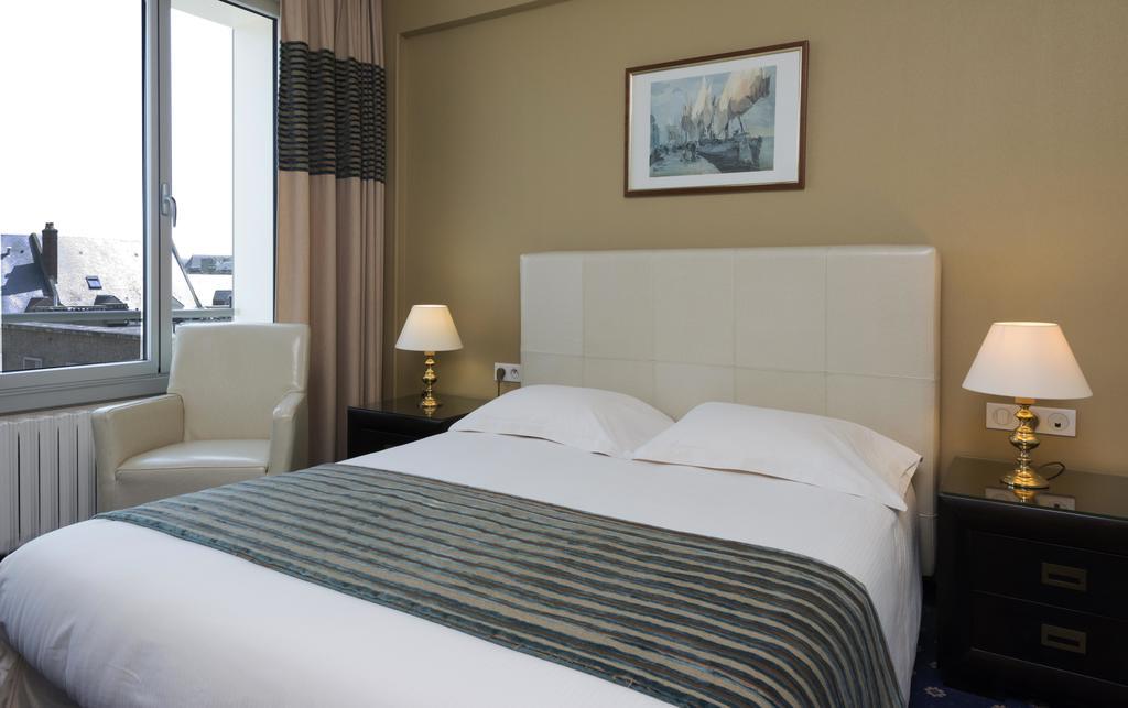 Hotel Aguado Dieppe Bagian luar foto